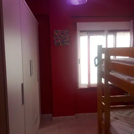 Apartment T4 3 Etages Avec Ascenseur